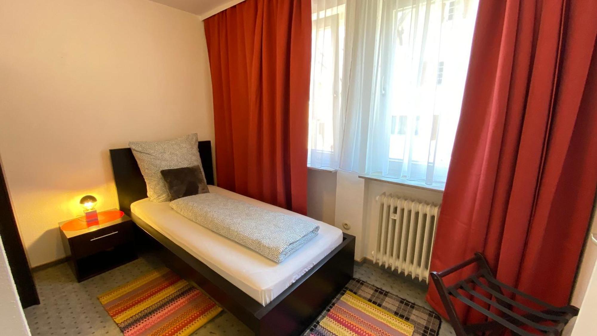 Hotel Garni Bad Cafe Bad Niedernau Oda fotoğraf